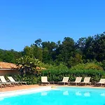 Aparthotel Olmuccio 4*