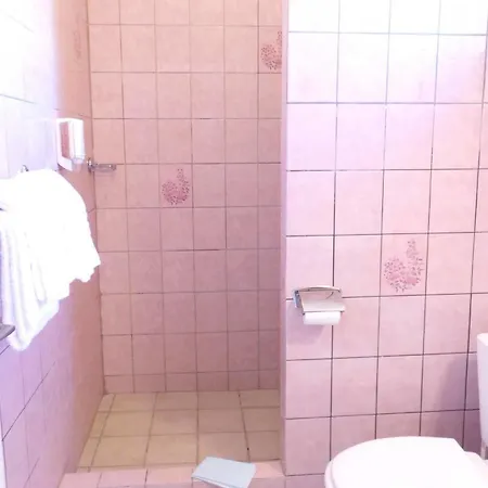 מלון דירות Olmuccio 3*