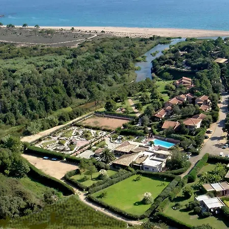 Olmuccio 4*