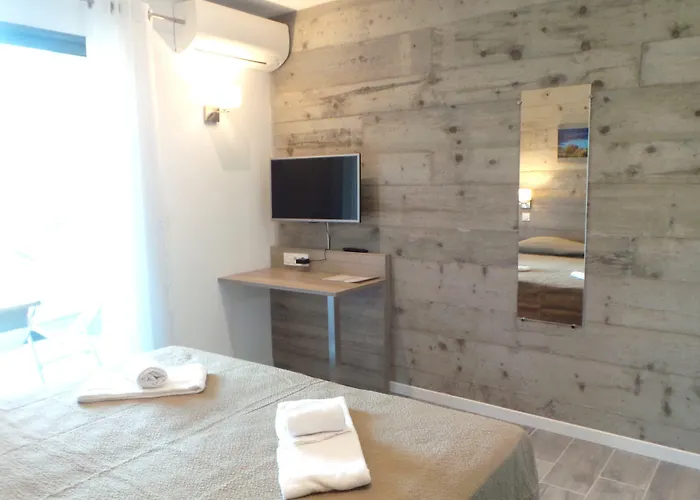 Olmuccio Sainte-Lucie de Porto-Vecchio