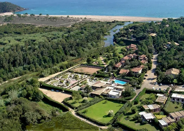 Olmuccio 4*